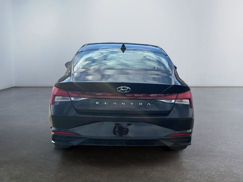 Certified 2023 Hyundai Elantra SEL image 6
