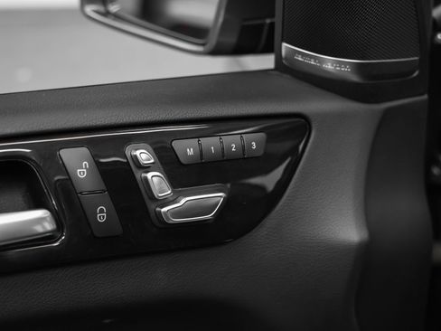 Used 2018 Mercedes-Benz GLE 350 4MATIC image 4