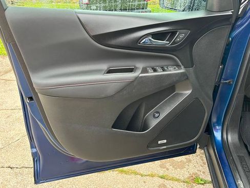 Used 2022 Chevrolet Equinox RS w/ RS Leather Package image 7