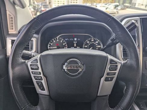 Used 2021 Nissan Titan SV w/ SV Convenience Package image 29