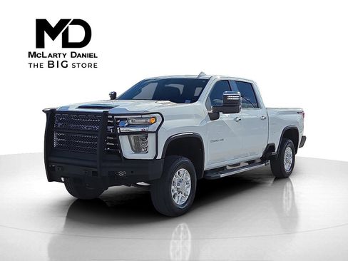 Used 2020 Chevrolet Silverado 3500 LTZ image 2