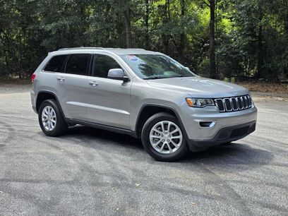 Used 2021 Jeep Grand Cherokee Laredo