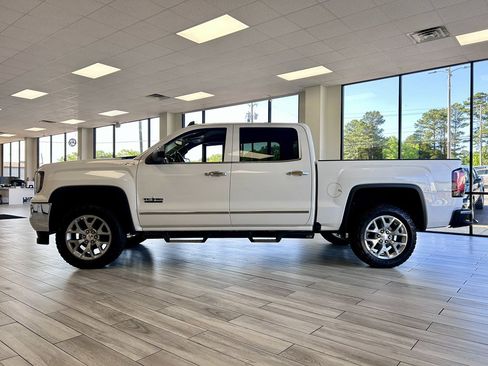 Used 2018 GMC Sierra 1500 SLT w/ Texas SLT Premium Package AWD/4WD image 4