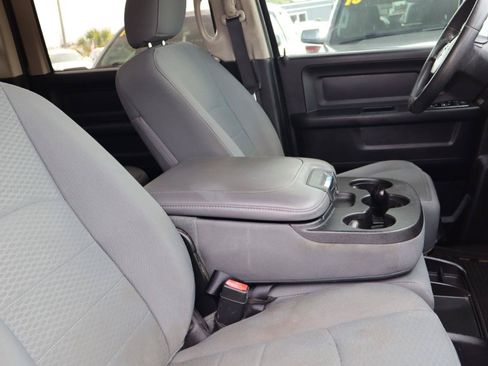 Used 2016 RAM 1500 Express AWD/4WD image 14