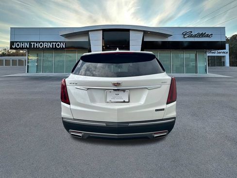 Certified 2025 Cadillac XT5 Premium Luxury w/ Technology Package FWD image 6