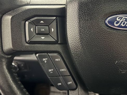 Used 2018 Ford F150 XLT w/ Equipment Group 302A Luxury AWD/4WD image 29
