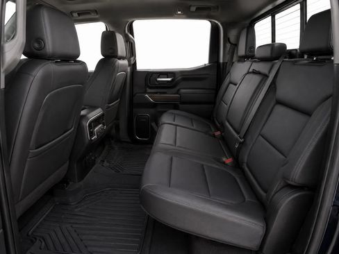 Used 2022 Chevrolet Silverado 1500 LT Trail Boss w/ LT Trail Boss Premium Package AWD/4WD image 15