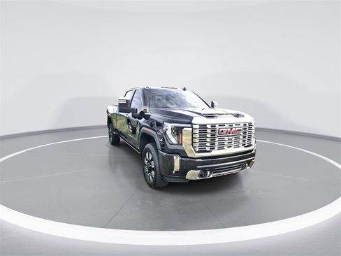 Used 2025 GMC Sierra 2500 Denali w/ Denali Reserve Package image 2