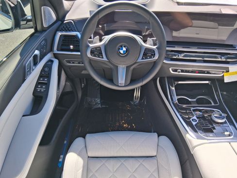 New 2027 BMW X7 xDrive40i w/ Executive Package AWD/4WD image 12