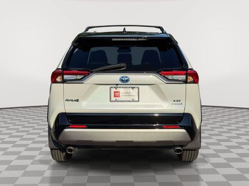 Used 2022 Toyota RAV4 XSE w/ Protection Package (TMS) AWD/4WD image 6