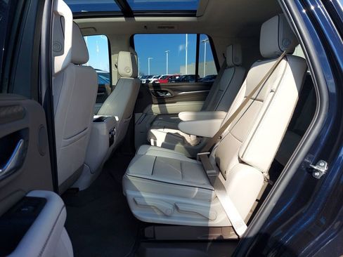 Used 2023 GMC Yukon Denali image 28