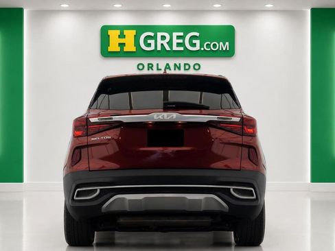 Used 2022 Kia Seltos S FWD image 8