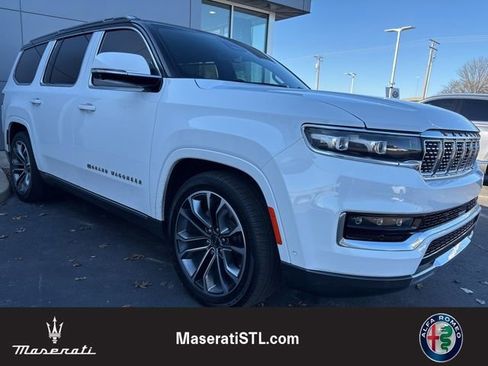 Used 2022 Jeep Grand Wagoneer Series III image 3