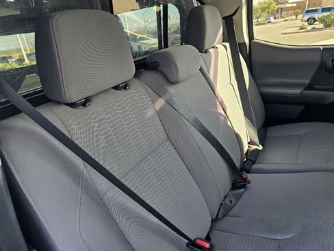 Used 2018 Toyota Tacoma SR5 image 14