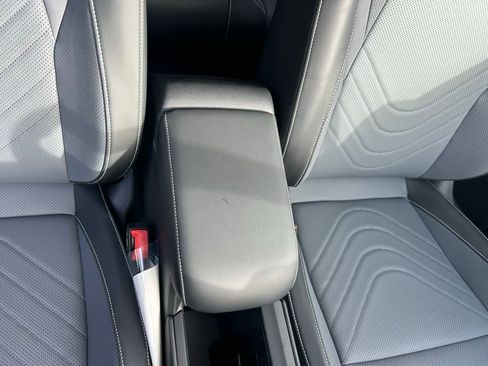 New 2026 Volkswagen Tiguan SE AWD/4WD image 38