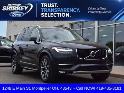 Used 2017 Volvo XC90 T6 Momentum w/ Convenience Package