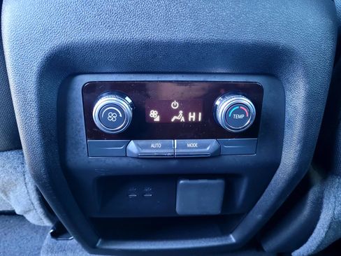 Used 2025 GMC Acadia Elevation FWD image 13