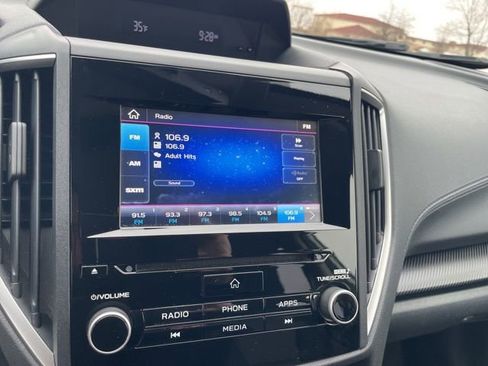 Used 2019 Subaru Crosstrek 2.0i Premium w/ Eyesight System image 8