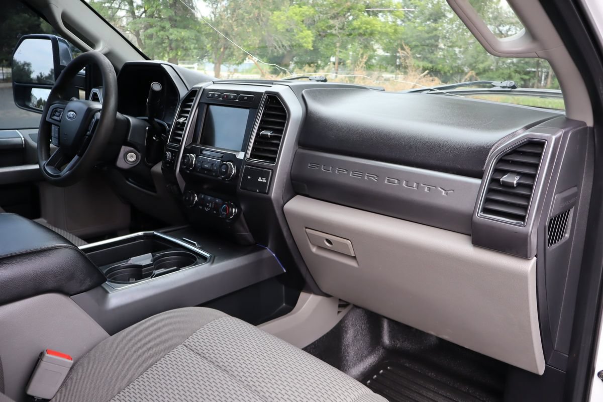 Used 2019 Ford F350 XLT w/ XLT Premium Package AWD/4WD image 17