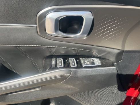 Used 2022 Kia Sorento SX image 7