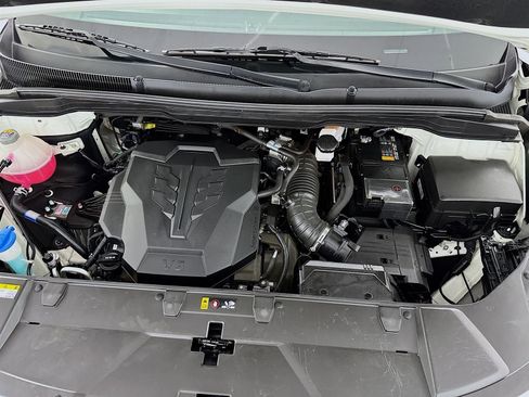 Used 2024 Kia Carnival LX image 28