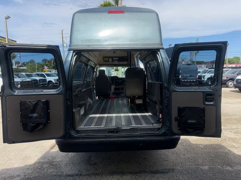 Used 2014 Ford E-350 and Econoline 350 Extended Super Duty w/ Power Group RWD image 6