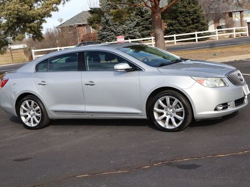 Used 2013 Buick LaCrosse Touring image 2