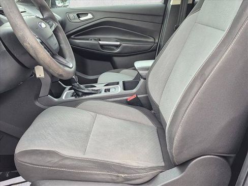 Used 2018 Ford Escape SE FWD image 14
