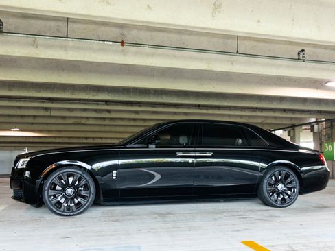 Used 2021 Rolls-Royce Ghost Extended Wheelbase AWD/4WD image 3