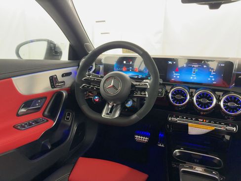 New 2026 Mercedes-Benz CLA 35 AMG 4MATIC image 27
