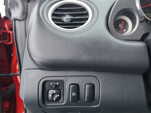 Used 2009 Mitsubishi Eclipse GS image 19