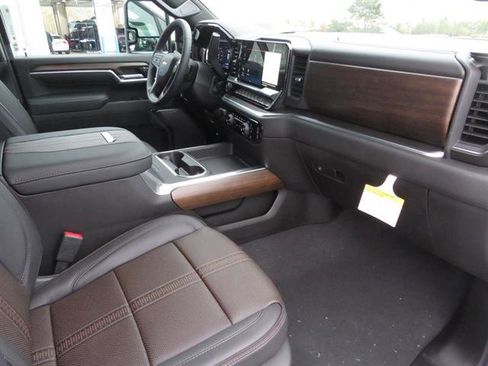 New 2026 Chevrolet Silverado 2500 High Country w/ Technology Package image 13