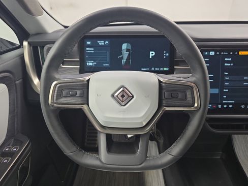 Used 2024 Rivian R1S Adventure AWD/4WD image 28