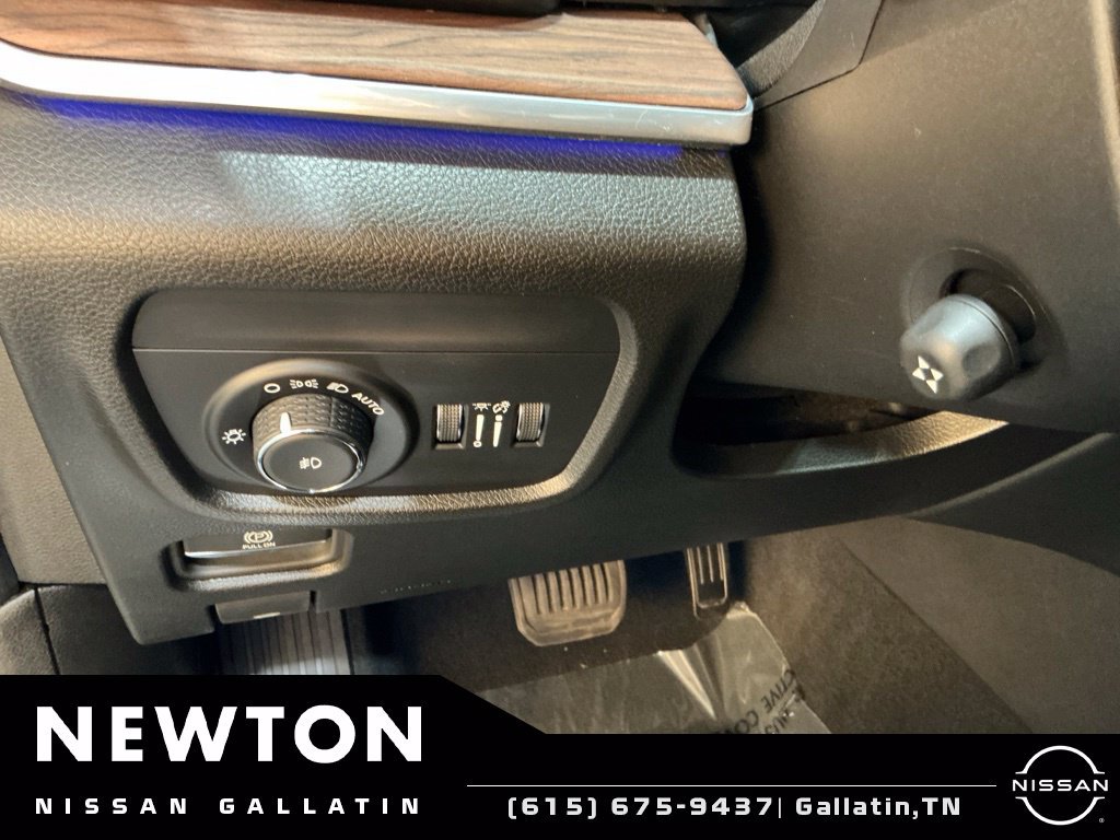 Used 2024 Jeep Grand Cherokee L Summit w/ High Altitude Package AWD/4WD image 71