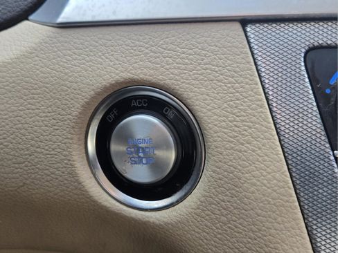 Used 2018 Genesis G80 3.8 w/ Option Group 03 image 23