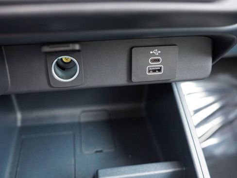 Certified 2025 Ford Maverick XLT w/ Equipment Group 302A image 27