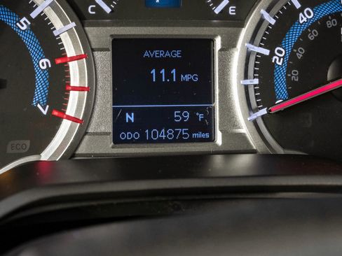 Used 2014 Toyota 4Runner Limited image 20