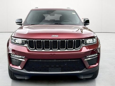 New 2025 Jeep Grand Cherokee Limited w/ Trailer Tow Package image 10