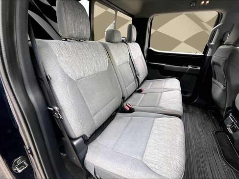 Certified 2022 Ford F150 XLT w/ Equipment Group 302A High image 26