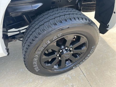 Used 2022 RAM 2500 Laramie w/ Night Edition image 35