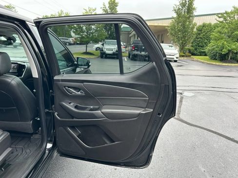 Used 2019 Chevrolet Traverse LT AWD/4WD image 34