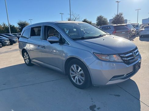 Used 2016 Honda Odyssey EX-L image 3