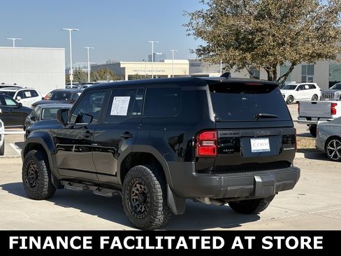 Used 2024 Toyota Land Cruiser image 5