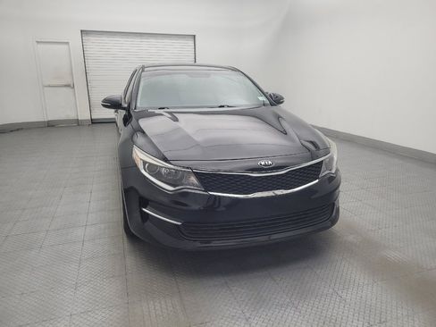 Used 2016 Kia Optima LX w/ Option Group 014 FWD image 14