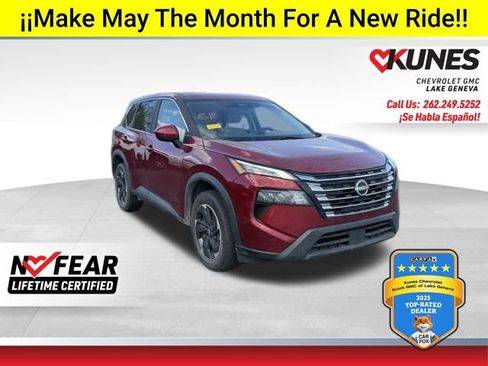 Used 2025 Nissan Rogue SV AWD/4WD image 1