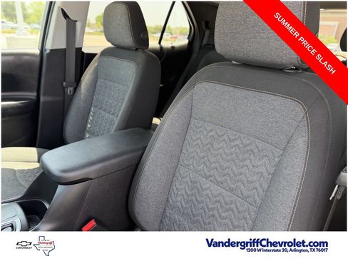 Used 2022 Chevrolet Equinox LT FWD image 22