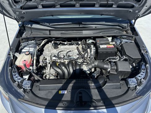 Used 2021 Toyota Corolla LE FWD image 34
