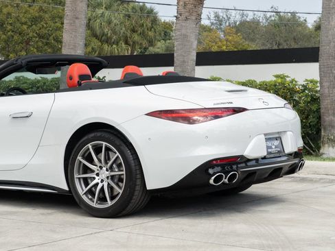 Used 2023 Mercedes-Benz SL 43 AMG image 6