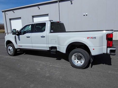 New 2026 Ford F450 Platinum w/ Platinum Plus Package image 6