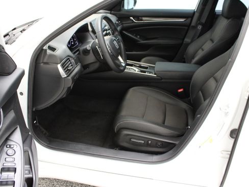 Used 2022 Honda Accord Sport image 14